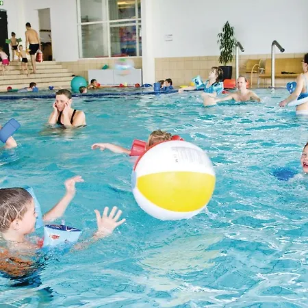 度假居 Marina Fiskenaes 加斯庭