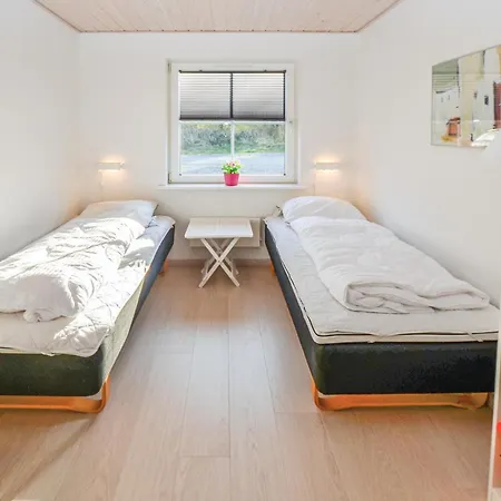 Marina Fiskenaes 加斯庭