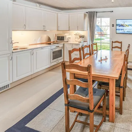 Marina Fiskenaes 度假居 *