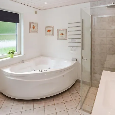 度假居 Marina Fiskenaes *